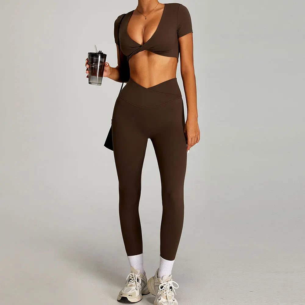 2-Piece Short Sleeve Yoga Set – Quick-Dry Top & Leggings