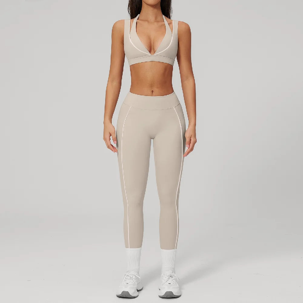2-teiliges Yoga-Set Stoßfest – Bralette & Radlerhose
