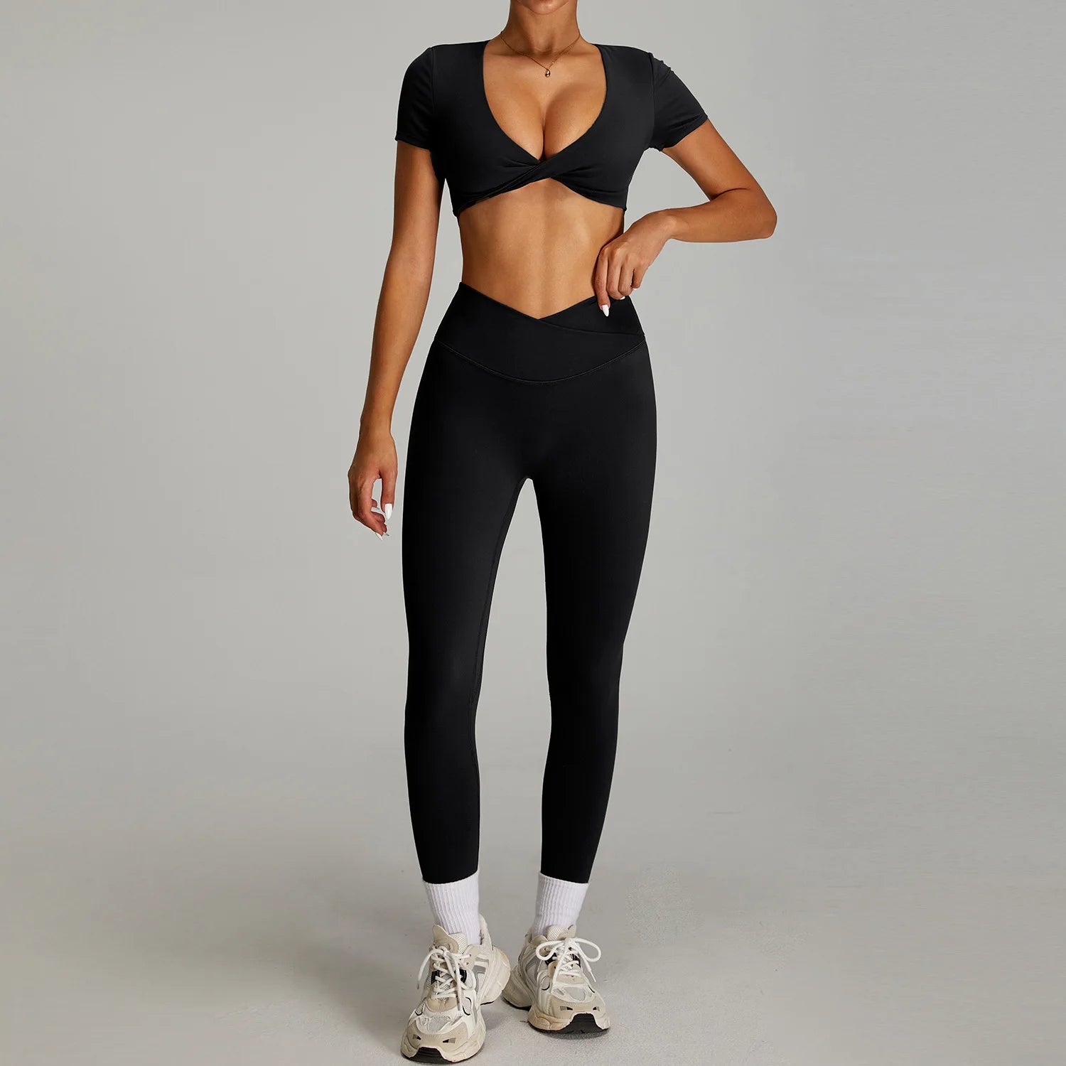 2-Piece Short Sleeve Yoga Set – Quick-Dry Top & Leggings
