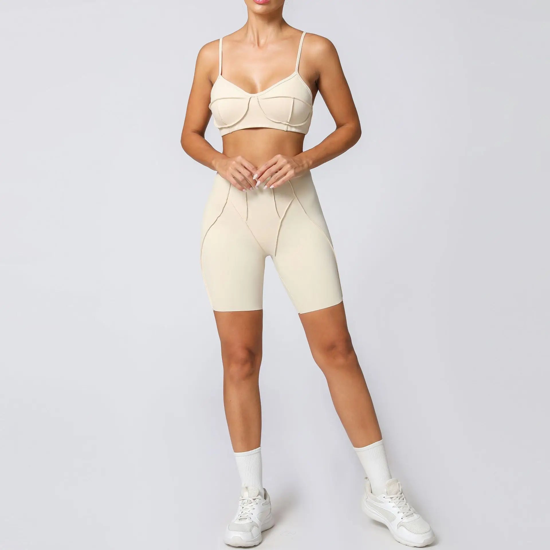 2-Piece Seamless Yoga Set – Shaping Leggings & Open Back Sports Bra