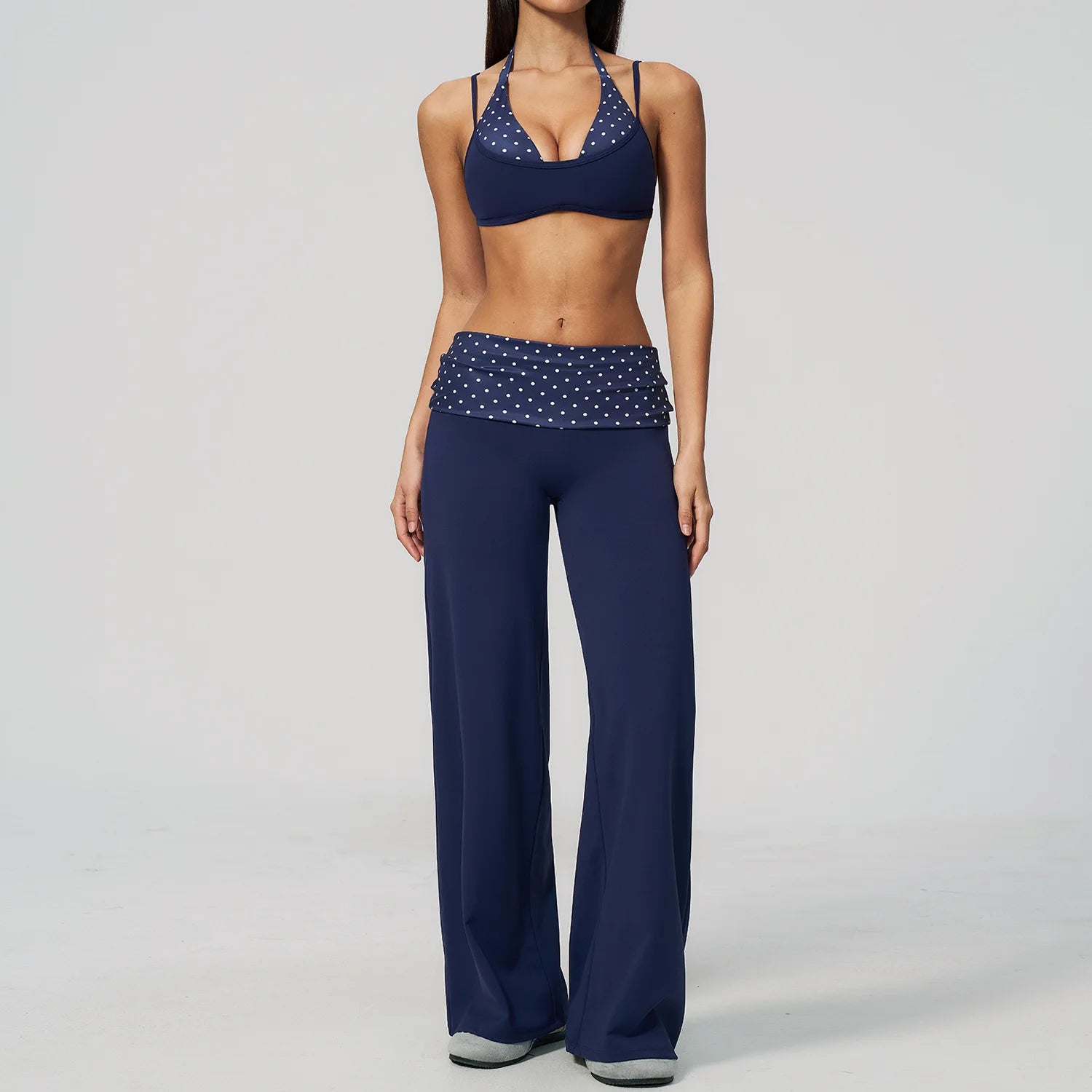 Women's 2-Piece Athletic Set — Printed Bralette & Capri Leggings