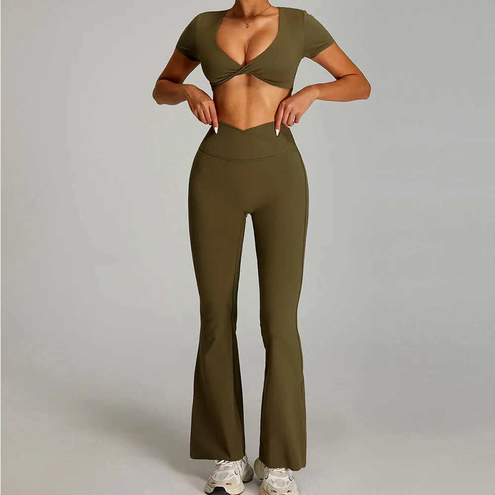 2-Piece Short Sleeve Yoga Set – Quick-Dry Top & Leggings